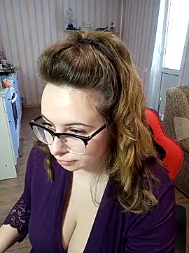 DienkaGreen online show from 24, 2, 2025