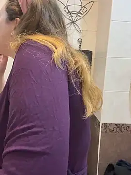 DienkaGreen online show from 2, 12, 2025