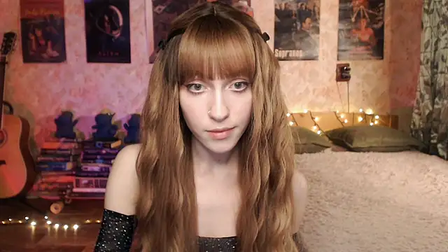 Snapshot of Friendly_Ellie chatting on 2, 12, 2024 Friendly Ellie online show from 2, 12, 2024