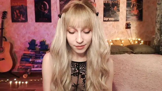 Snapshot of Friendly_Ellie chatting on 9, 1, 2025 Friendly Ellie online show from 9, 1, 2025