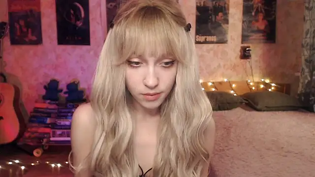 Snapshot of Friendly_Ellie chatting on 23, 1, 2025 Friendly Ellie online show from 23, 1, 2025