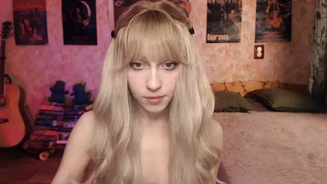 Snapshot of Friendly_Ellie chatting on 10, 2, 2025 Friendly Ellie online show from 10, 2, 2025