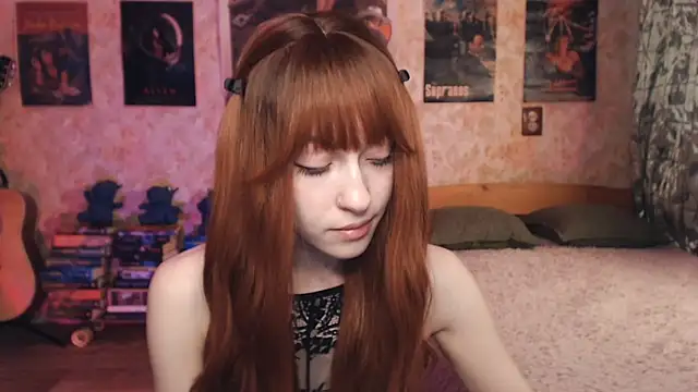 Snapshot of Friendly_Ellie chatting on 10, 9, 2025 Friendly Ellie online show from 10, 9, 2025