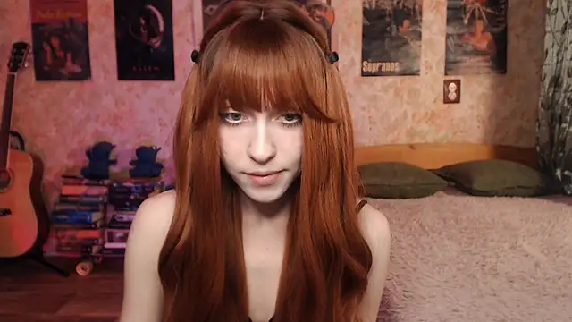 Snapshot of Friendly_Ellie chatting on 28, 9, 2025 Friendly Ellie online show from 28, 9, 2025