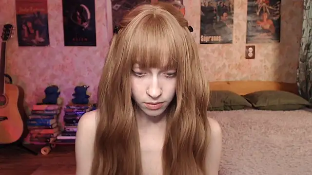 Snapshot of Friendly_Ellie chatting on 29, 11, 2025 Friendly Ellie online show from 29, 11, 2025