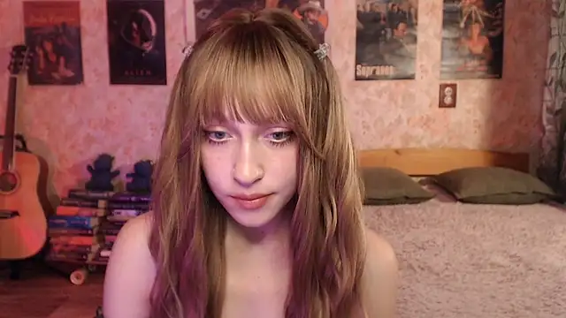 Friendly Ellie online show from 22, 7, 2026