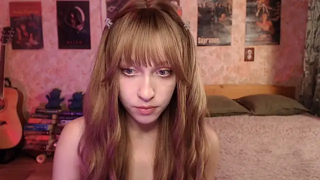 Friendly Ellie online show from 26, 7, 2026