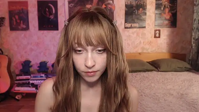 Friendly Ellie online show from 27, 7, 2026