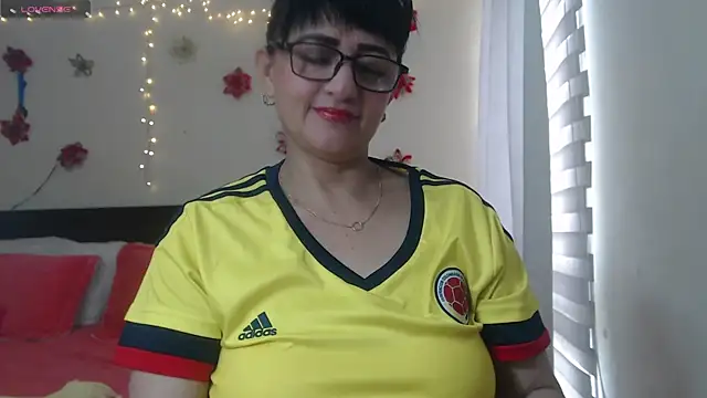 ISABEEL SOFIA01 online show from 20, 3, 2025