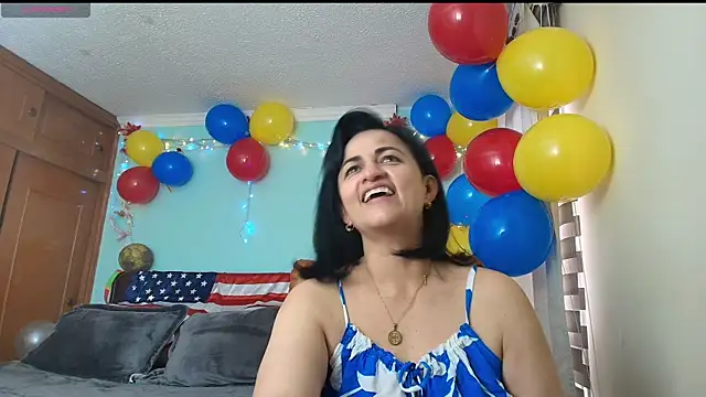 ISABEEL SOFIA01 online show from 13, 6, 2026