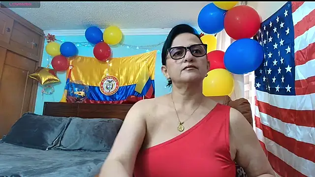 ISABEEL SOFIA01 online show from 4, 7, 2026