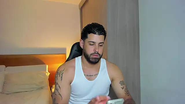 Justyn Torres online show from 8, 1, 2025