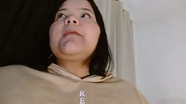 Snapshot of sexychubby___ chatting on 4, 1, 2025 sexychubby online show from 4, 1, 2025