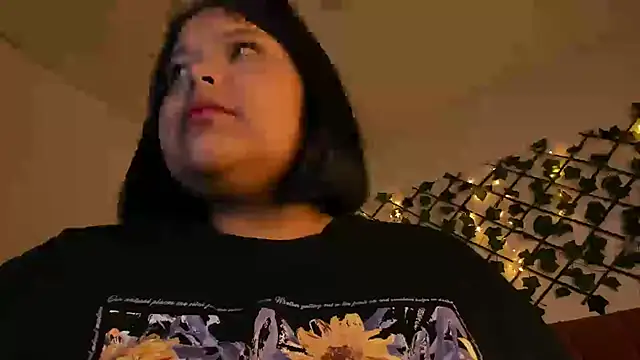 Snapshot of sexychubby___ chatting on 23, 2, 2025 sexychubby online show from 23, 2, 2025