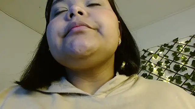 Snapshot of sexychubby___ chatting on 9, 3, 2025 sexychubby online show from 9, 3, 2025