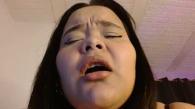 sexychubby    online show from 19, 7, 2026