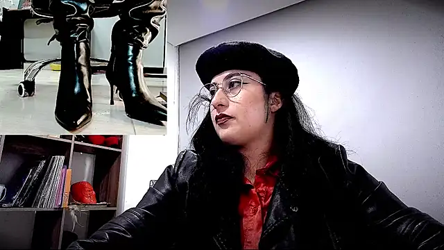 Scarlett Sen online show from 25, 2, 2026