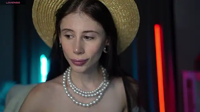 Snapshot of Your_Nicolett chatting on 12, 3, 2025 Your Nicolett online show from 12, 3, 2025