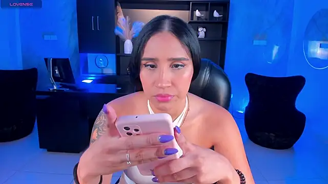 NickyLawson online show from 21, 4, 2026