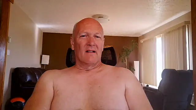 Snapshot of BasicAnt chatting on 9, 6, 2026 BasicAnt online show from 9, 6, 2026
