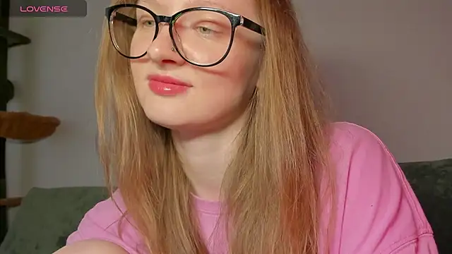 Snapshot of mollytuck chatting on 22, 7, 2026 mollytuck online show from 22, 7, 2026