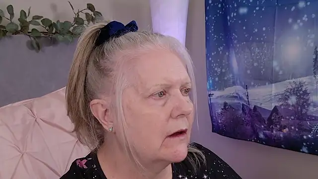 Snapshot of Kaitlyn_Winters chatting on 16, 1, 2026 Kaitlyn Winters online show from 16, 1, 2026