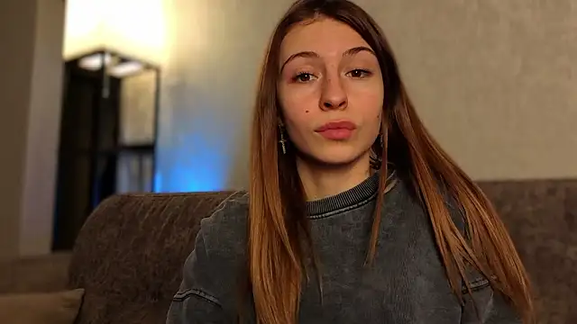 LovelyKatea online show from 5, 2, 2026