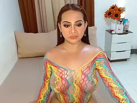 QueenVersa online show from 23, 7, 2026