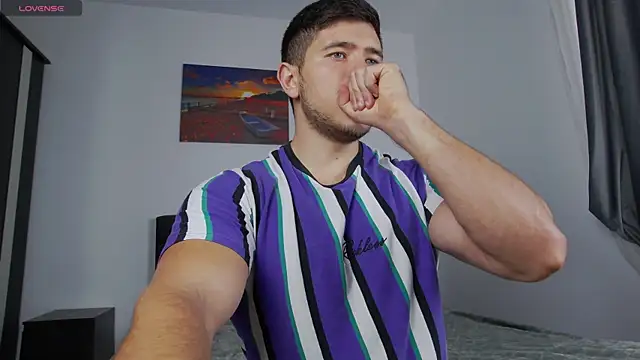 Arilas  online show from 4, 11, 2025