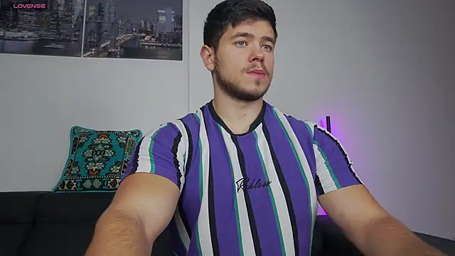 Arilas  online show from 16, 11, 2025