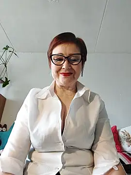 Snapshot of Fire_Night chatting on 20, 4, 2026 Fire Night online show from 20, 4, 2026