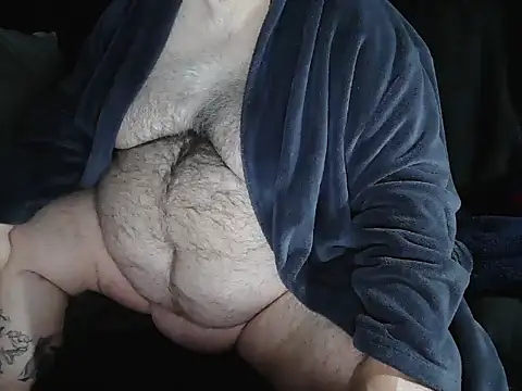 Snapshot of onkelgrau65 chatting on 2, 12, 2025 onkelgrau65 online show from 2, 12, 2025