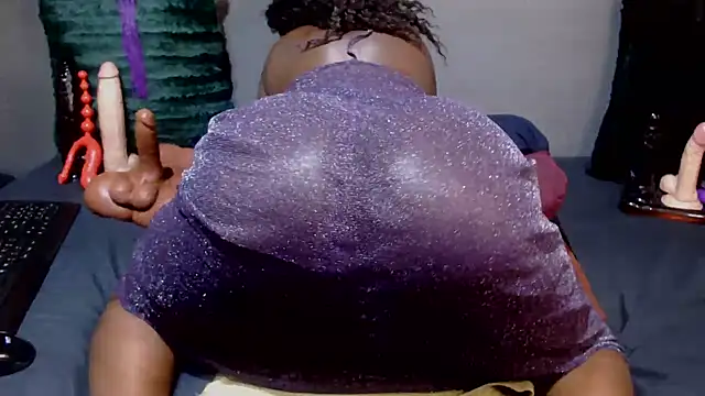 DarkNSpicy4U online show from 10, 10, 2025