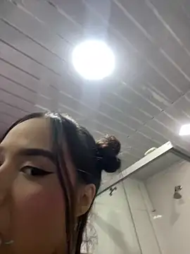 Little Amber6 online show from 9, 2, 2025