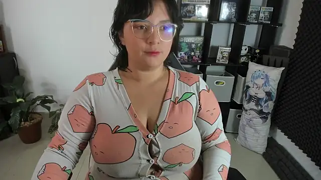 aika-dreams online show from 15, 1, 2025