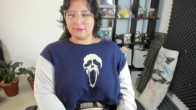 aika-dreams online show from 6, 3, 2025