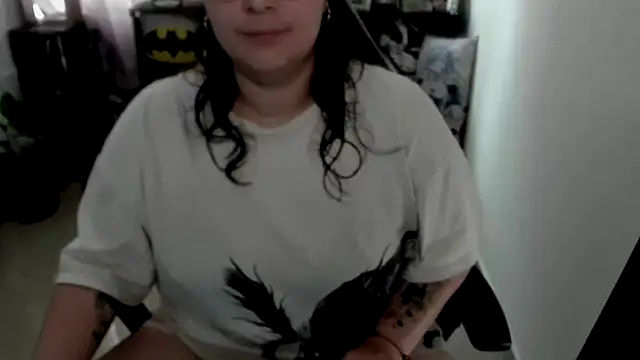 Snapshot of aika-dreams chatting on 4, 6, 2026 aika-dreams online show from 4, 6, 2026