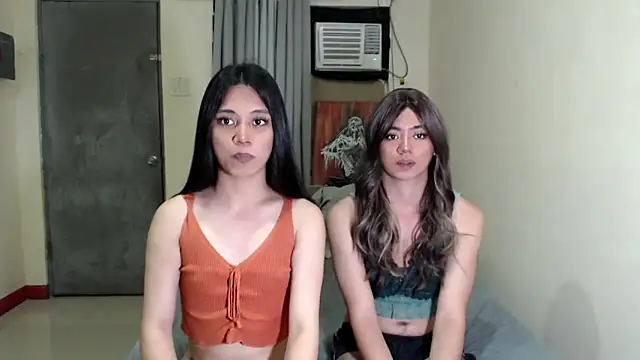 Snapshot of Urworldclasstrans chatting on 10, 3, 2025 Urworldclasstrans online show from 10, 3, 2025