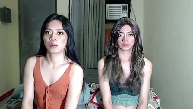 Snapshot of Urworldclasstrans chatting on 13, 9, 2025 Urworldclasstrans online show from 13, 9, 2025