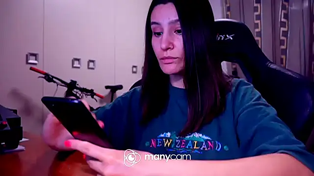 GodlyTheia online show from 26, 2, 2025