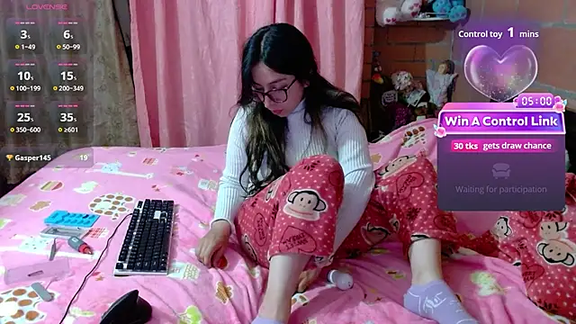 Maggie Fox3 online show from 28, 4, 2026