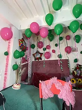 karinacortes online show from 20, 4, 2026