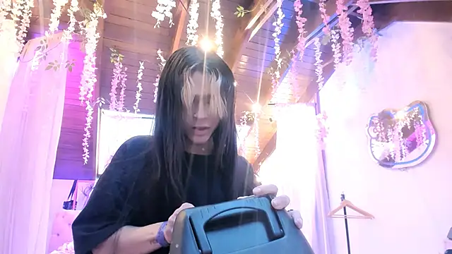 stormytt  online show from 26, 12, 2024