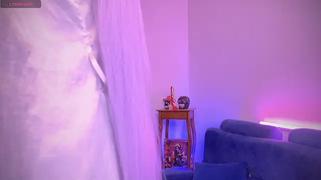 Varya Ferreira online show from 14, 2, 2025