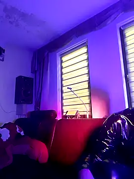 Crystalbitchx online show from 9, 3, 2025