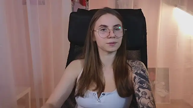 Snapshot of _AnnaStark_ chatting on 25, 12, 2024 AnnaStark online show from 25, 12, 2024