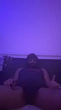 Snapshot of Roguecut82 chatting on 18, 2, 2025 Roguecut82 online show from 18, 2, 2025