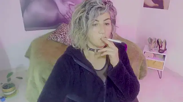 agnes blackmoree online show from 7, 12, 2024