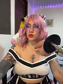 Luna Paris  online show from 29, 7, 2026