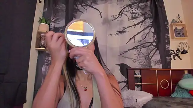 Snapshot of annyluna1 chatting on 10, 1, 2026 annyluna1 online show from 10, 1, 2026